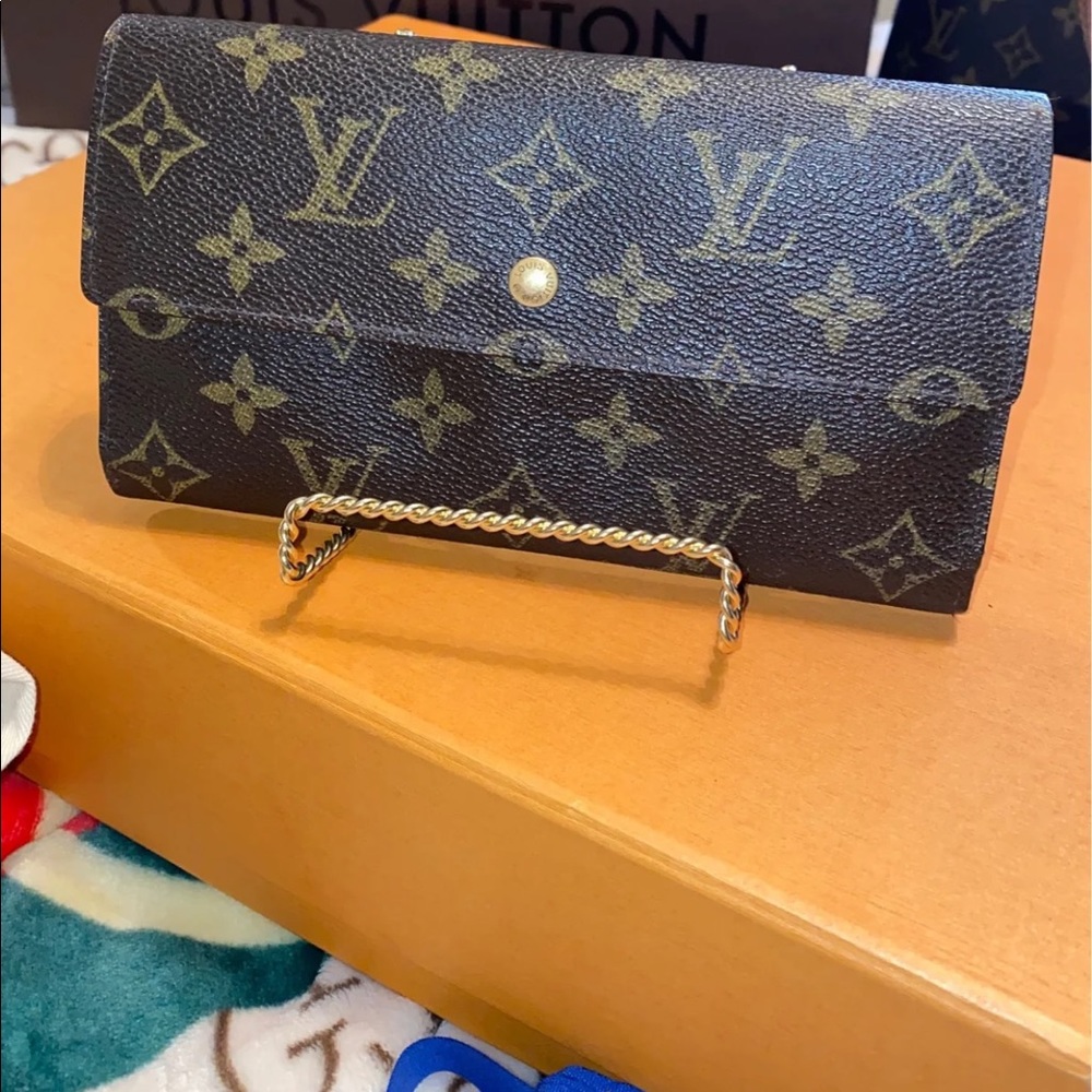 Vintage Louis Vuitton - Picture 2 of 11